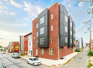 Building Photo - 809 Diamond St