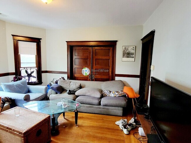 Foto del edificio - 89 Winthrop St
