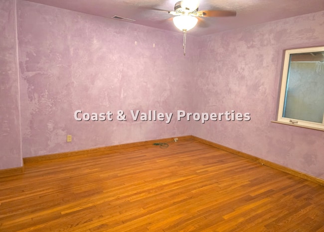 Building Photo - South Salinas Home for RENT!!!