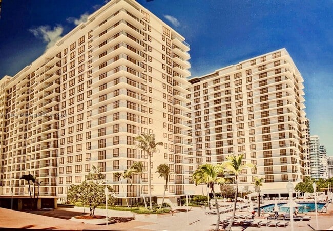 Building Photo - 9801 Collins Ave