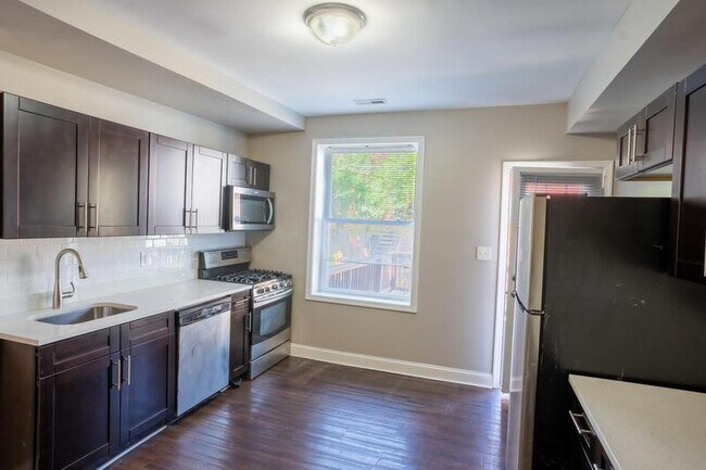 Foto del edificio - 618 E 29th St