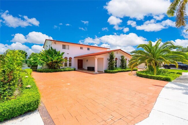 Foto del edificio - 1825 SW 125th Ct