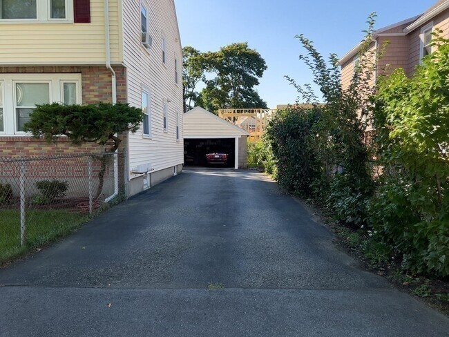 Foto del edificio - 19-21 Bridges Ave