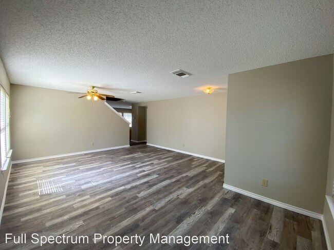 Foto del edificio - 3 br, 2 bath House - 13420 Magnolia Brook