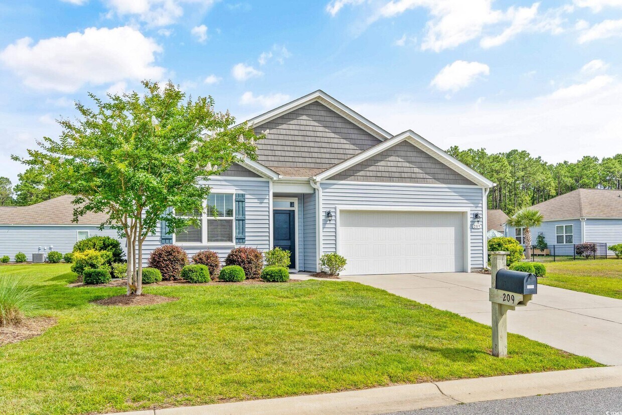 Primary Photo - 209 Mountain Ash Ln