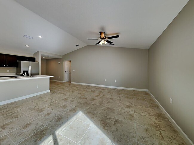 Building Photo - 2368 Harbison Ave SW