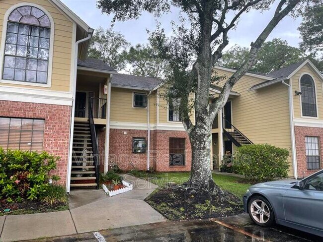 Building Photo - 8653 Mallard Reserve Dr