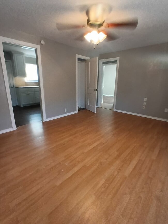 Building Photo - Tinker Close! FIRST FULL MONTH FREE