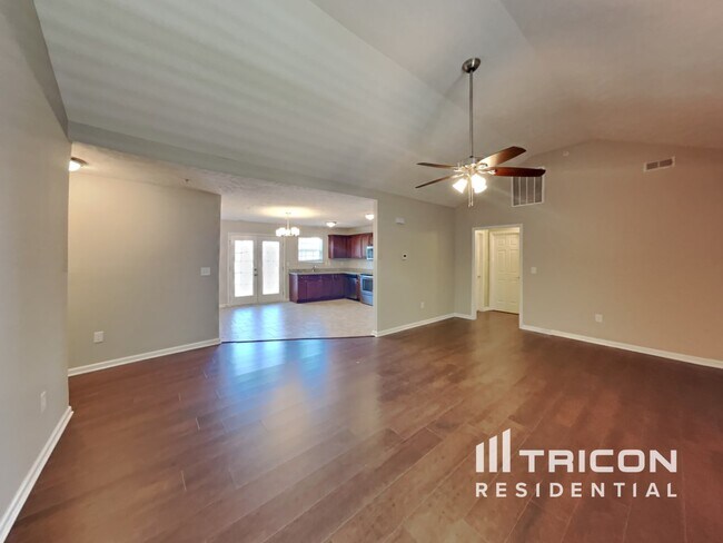 Building Photo - 106 Carls Place Ashland City TN