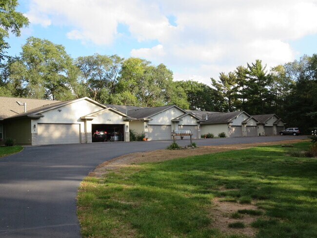 Building Photo - 1710 Menomonie St