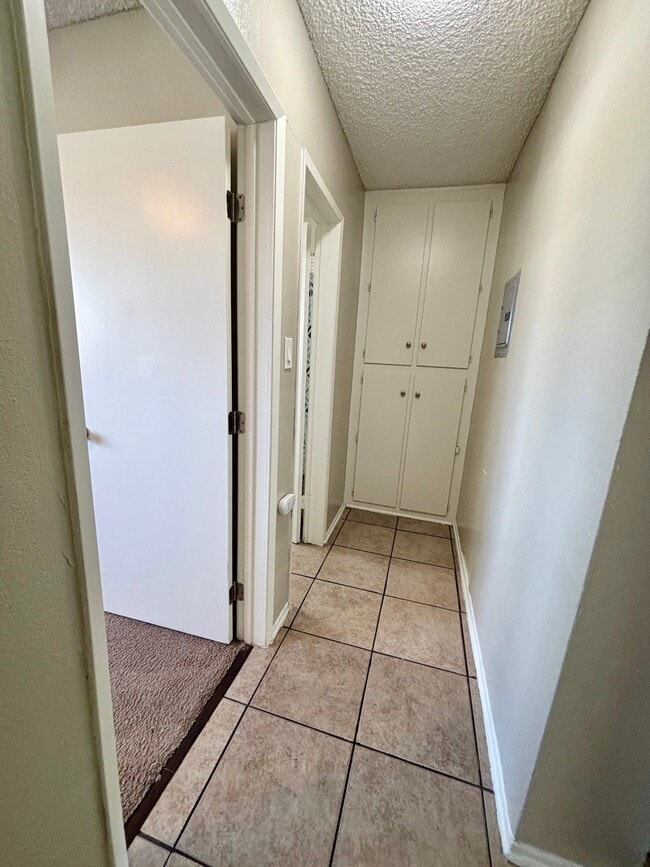 Photo - 530 N Anna Dr (Anaheim, CA) Apartment
