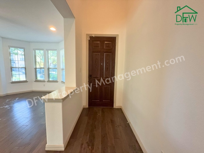 Foto del edificio - 3 Bed/2.5 Bath Home for Lease in Arlington – 2 Living Areas, Pool, Courts & Trails Nearby!