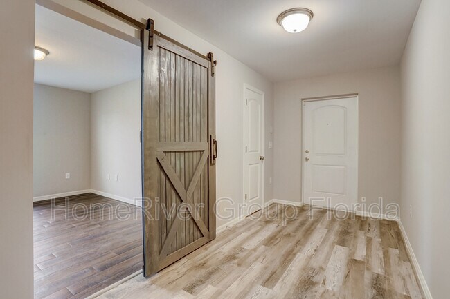 Foto del edificio - 3111 SW 14th Ct