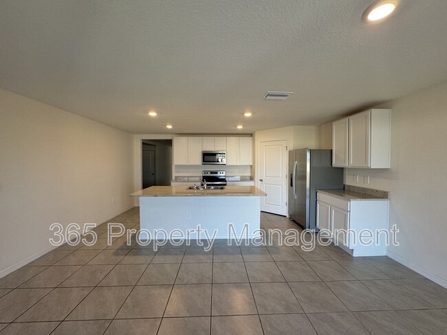 Building Photo - 11505 Timber Grv Ln