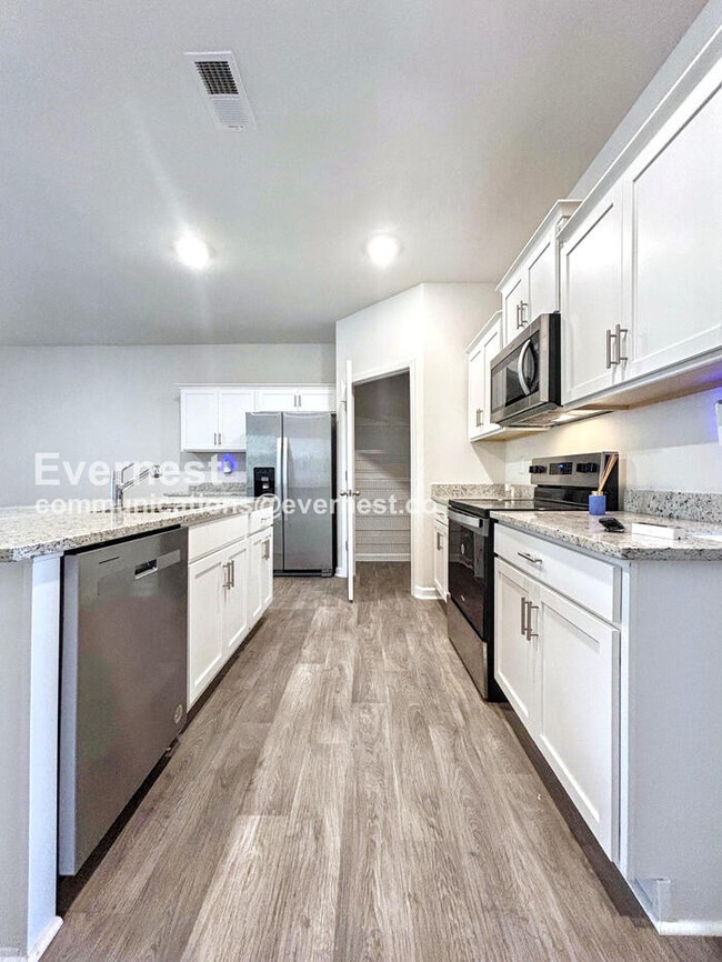 Foto del edificio - 152 Lulu Ln