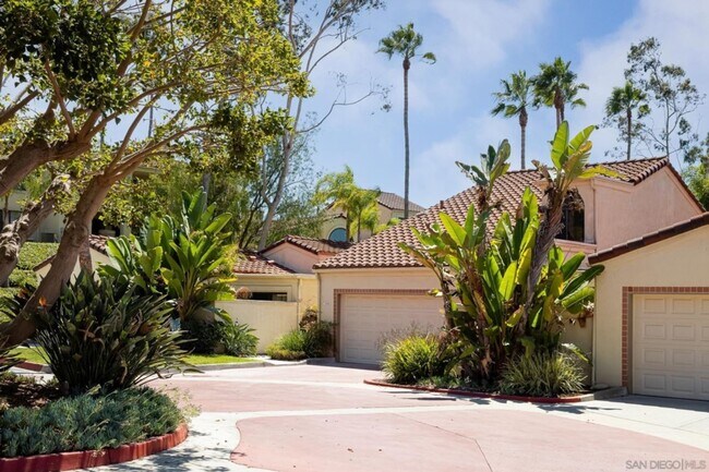 Foto del edificio - Beautifully remodeled home in the desirabl...