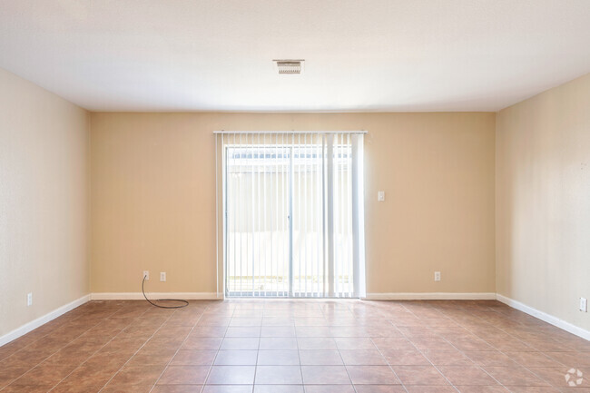 2HAB, 1,5BA - 1,250 ft² - Sunset Grove Apartments