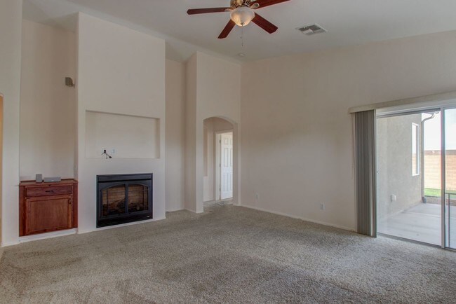 Building Photo - Pronghorn Living