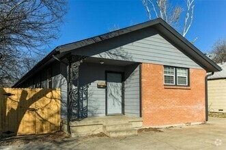 Building Photo - 4722 McCart Ave