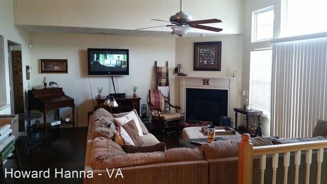 Foto del edificio - 3 br, 2 bath House - 3924 Sutter Street