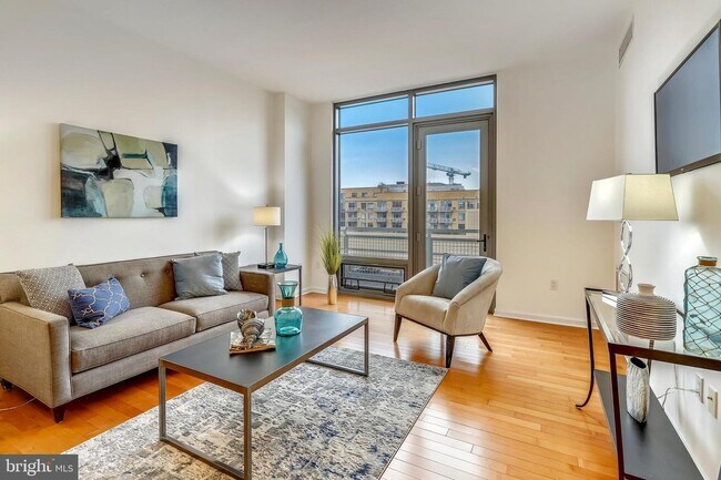 Foto del edificio - 440 L St NW