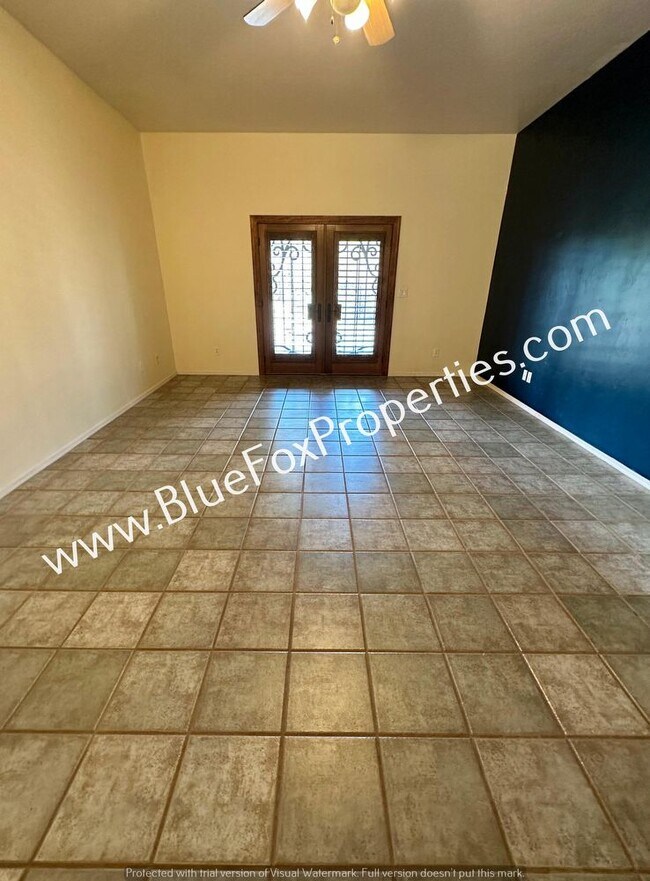 Foto del edificio - 4814 N Castle Ridge Rd