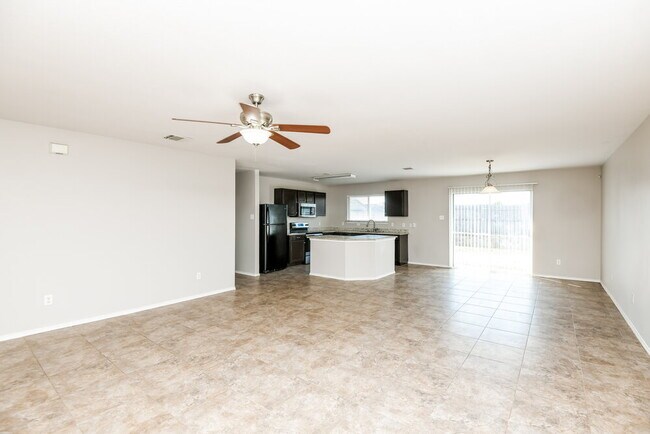 Foto del edificio - 8320 Autumn Creek Trail