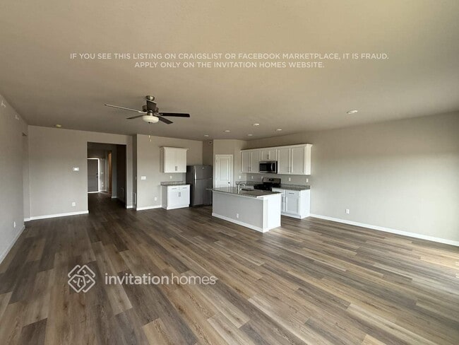 Foto del edificio - 972 Cascade Falls St