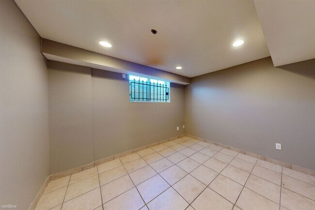 Foto del edificio - 3 br, 3 bath 4plex - 1858 N 16TH ST Unit B