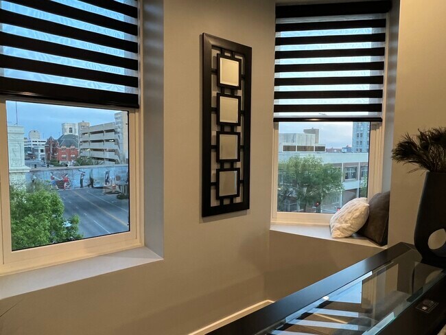 Foto del edificio - 100 N 12th St