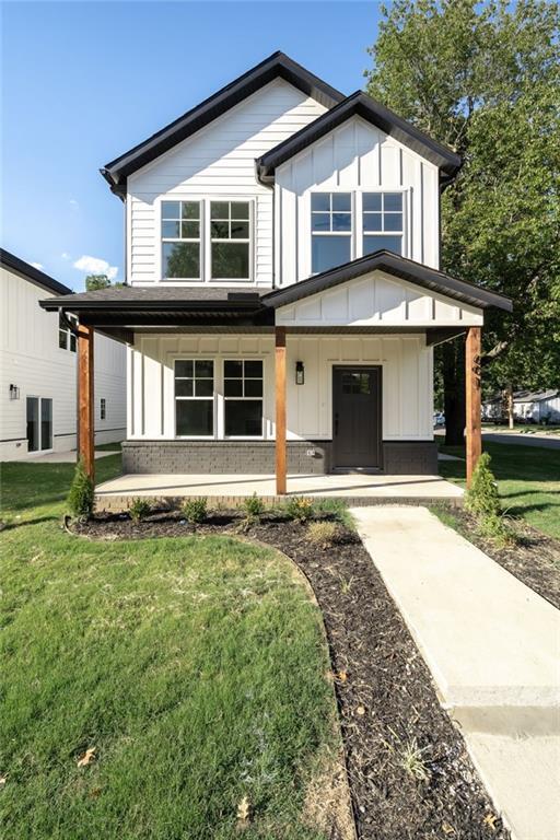 605 W Persimmon St, Rogers, AR 72756 House Rental in Rogers, AR