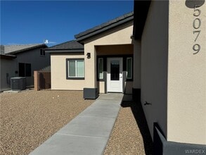 Building Photo - 5079 S Jacaranda Pl