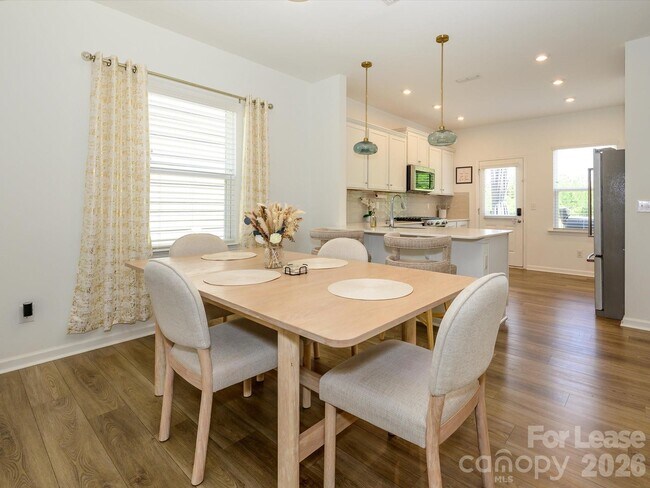 Building Photo - 14129 Canemeadow Dr