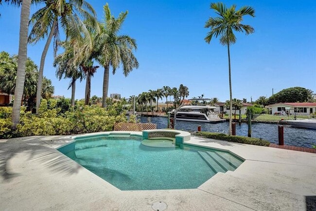 Foto del edificio - 2484 SE 12th St