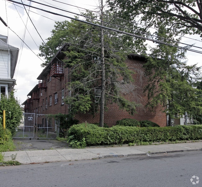 Building Photo - 44-46 Myrtle Ave