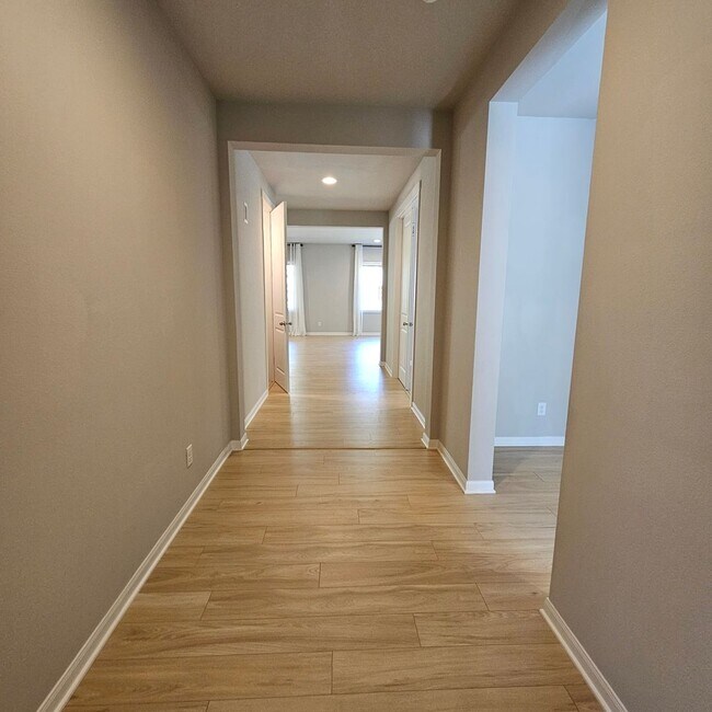Foto del edificio - Spacious 5-Bedroom Poulsbo Retreat with AC...