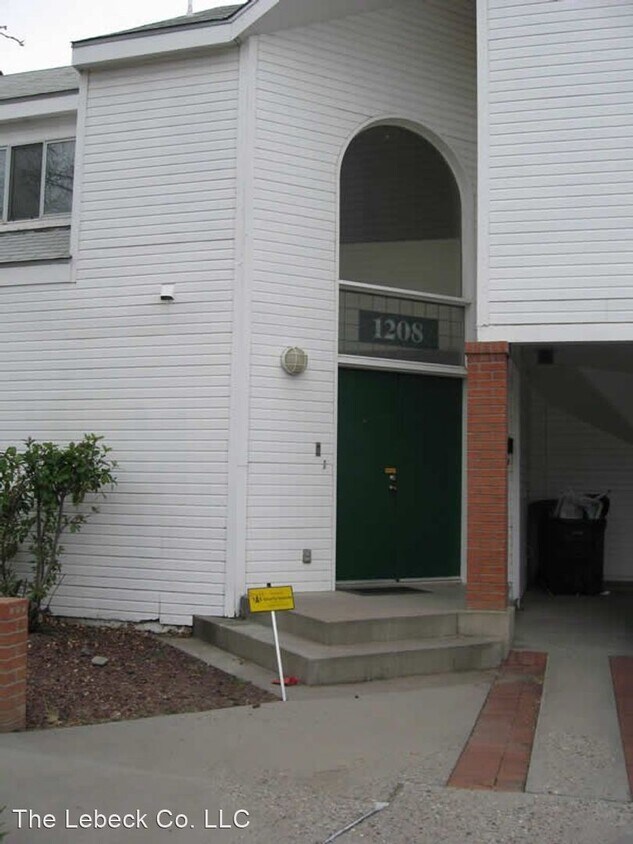 2 br, 1.5 bath House 1208 Marquette NW House for Rent in