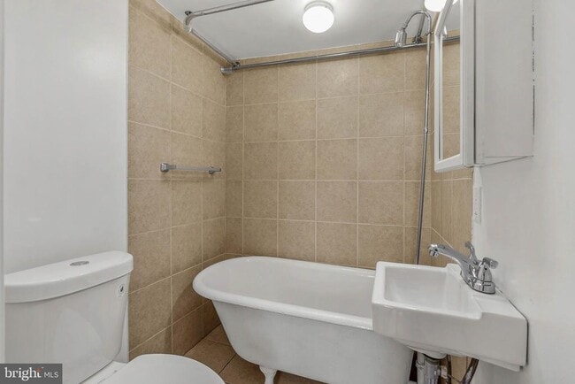 Building Photo - 1124 S 15th St