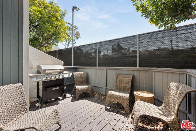 Foto principal - 8156 Manitoba St