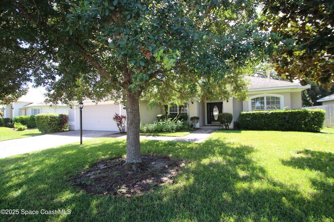 Building Photo - 2295 Botanica Cir