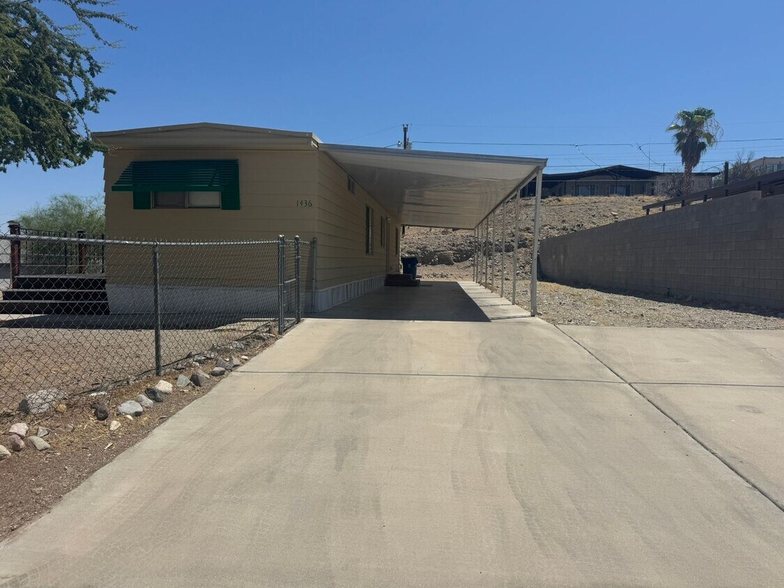 Foto principal - 2BRE 2BA close to Hwy 95, Shopping, Parks, Colorado River