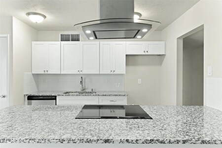 Foto del edificio - 537 Hanover Dr