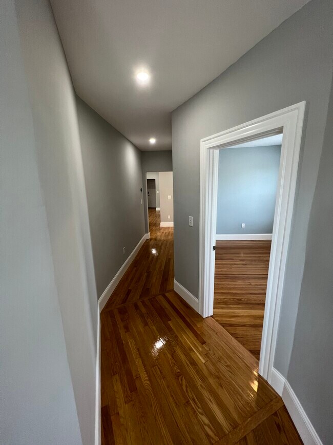 Foto del edificio - 366 Highland Ave