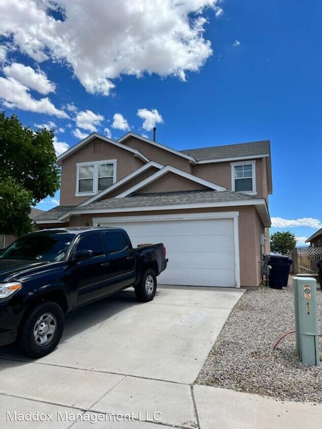 Building Photo - 4 br, 2 bath House - 10520 Calle Merida NW