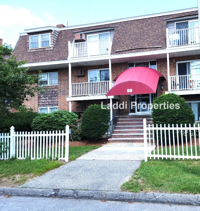 Photo - 88 Beacon St (Lawrence, MA) Apartment