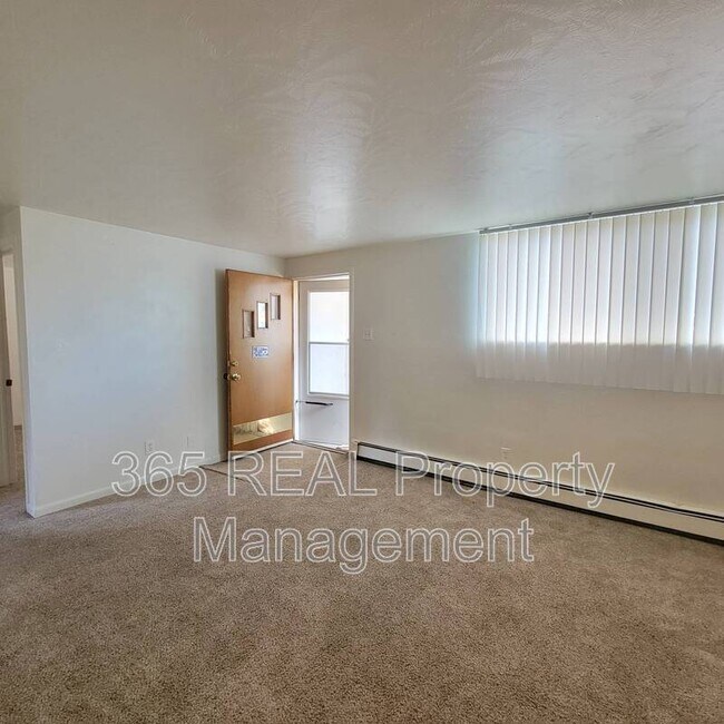Foto del edificio - 2442 W 11th St