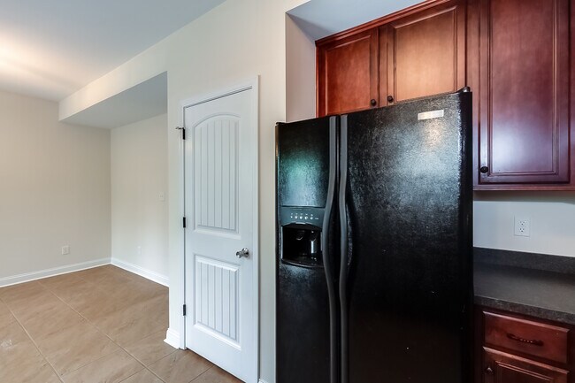 Building Photo - 3356 Sweet Clover Ln