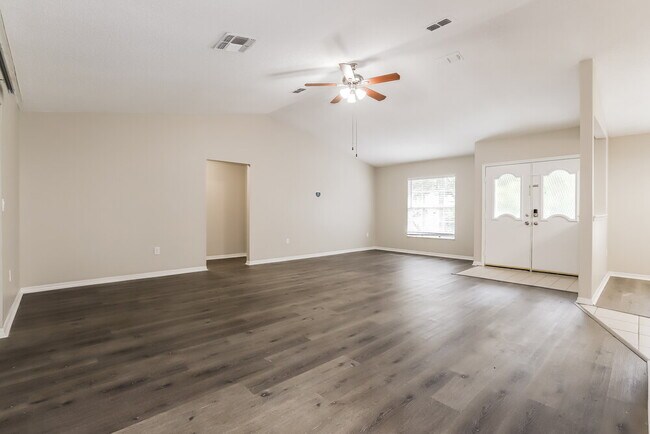 Building Photo - 2461 Statler Ave