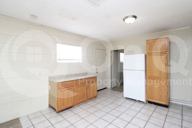 Foto del edificio - 16 1/2 South 81st Street
