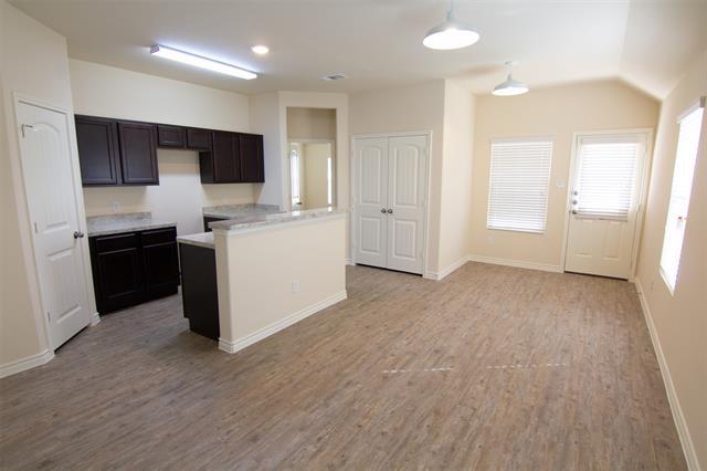 Building Photo - 1609 Bobolink